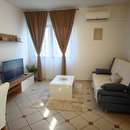 Appartement Ivona *